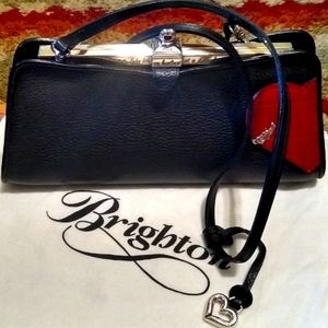 Vintage Brighton clutch hand bag like new in box